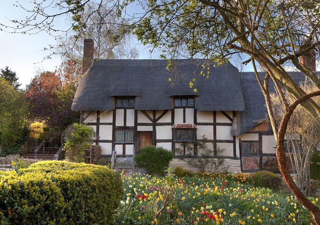 Shakespeare's Stratford-upon-Avon and Cotswolds Tour from London - The Guide and Transportation Quality