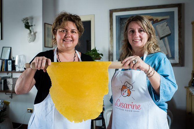 Share Your Pasta Love in a Locals Home in Venice - Key Points