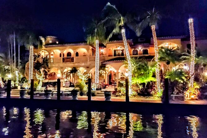 SHARED - 2h Holiday Lights Cruise Tour in Fort Lauderdale (6pax) - Enchanting 2-Hour Holiday Lights Cruise in Fort Lauderdale for Only $80