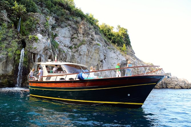Shared Amalfi Coast Boat Tour: Positano,Amalfi,Swim & Light Lunch - Spotting the Hidden Mitigliano Waterfall