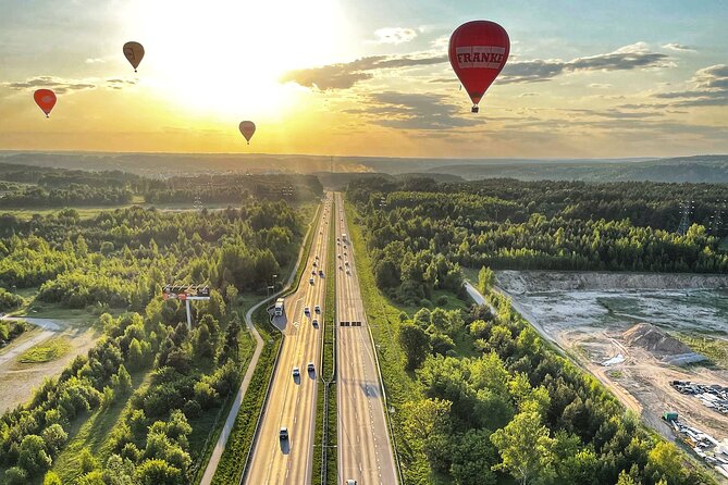 Shared Balloon Ride  Vilnius or Trakai, Hotel Pickup Included - Post-Flight Celebration with Champagne and Canéles