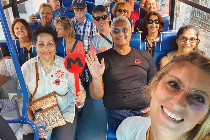 Shared CAPRI Tour - 360° experience by Bus, Boat & Guide - Exploring Anacapri: The First Village of the Day