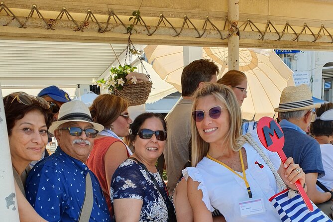 Shared CAPRI Tour - 360° experience by Bus, Boat & Guide - The Boat Ride: Exploring Capri’s Caves and Rocks