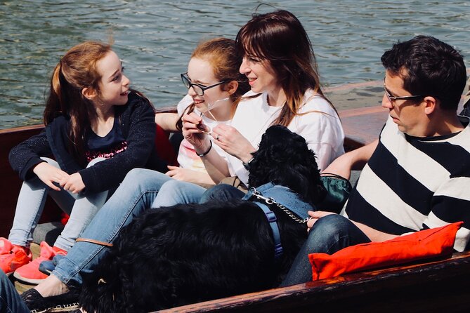 Shared Chauffeured Punt Tour - What Makes This Tour Stand Out in Cambridge