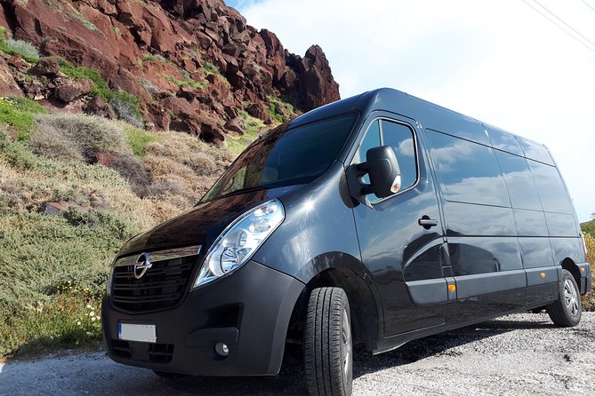 Shared Departure Transfers to Airport or Port Santorini - Efficient and Comfortable Transfers in Santorini for $34.89