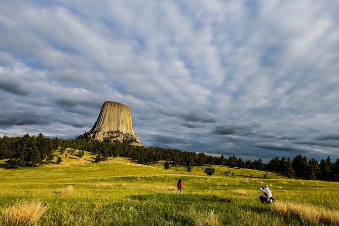 Shared Devil's Tower Tour - Approaching Devils Tower: Scenic Drive and Visitor Center