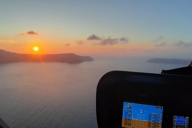 Shared Helicopter Tour Santorini 20 minutes - 2 passengers - Who Should Consider This Tour