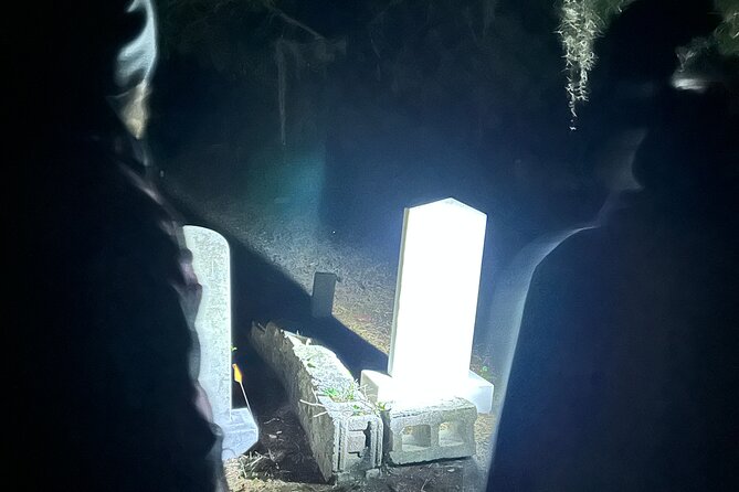 Shared Minibus Tour in Historic St. Augustine - Comparing the Everdark Express to Other Haunted Tours