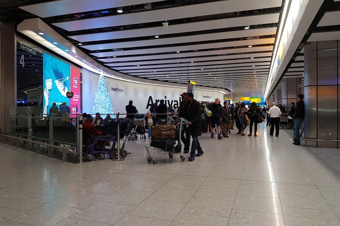 Shared Shuttle Service from Gatwick to your Hotel in London - Handling Luggage and Extra Charges