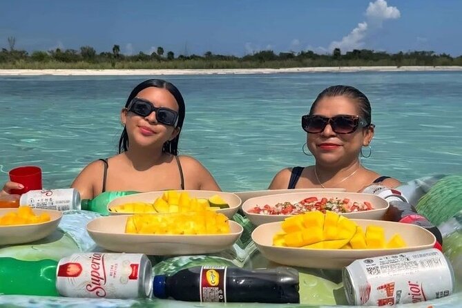 Shared snorkeling in Palancar, Colombia and El Cielo - The Sum Up: A Relaxed and Scenic Cozumel Snorkeling Experience