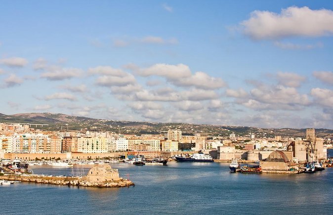 Shared Transfer From the Civitavecchia Port to Fiumicino airport - Efficient, Cost-Effective Transfer from Civitavecchia to Rome Airport and City Center