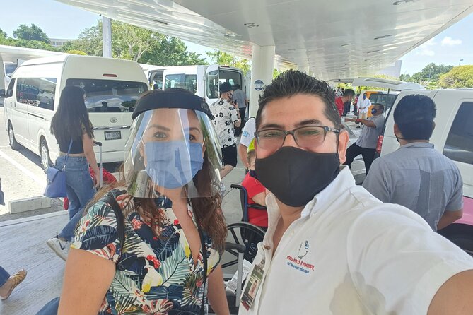 Shared Transportation to Cancun Airport from the Cancun Hotel Strip - Group Size and Passenger Limits