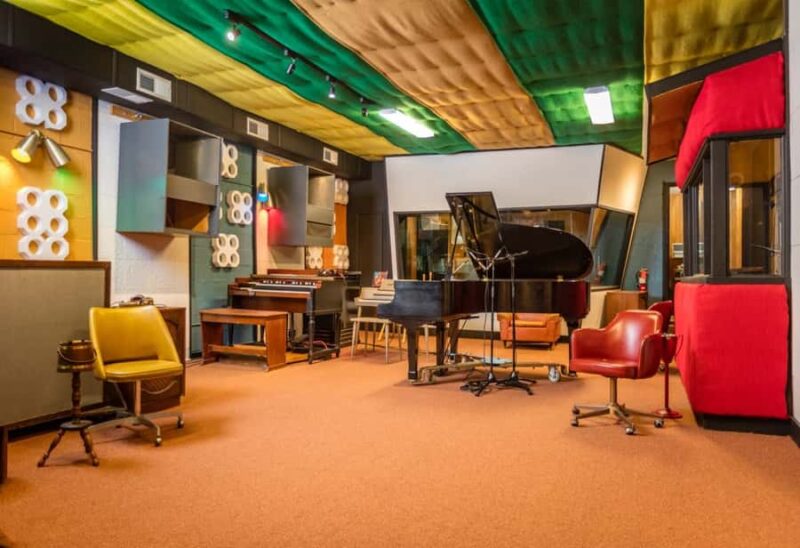 Sheffield: Muscle Shoals Sound Studio Guided Tour - Key Points