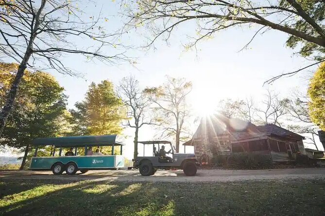Shepherd of the Hills Historic Tour - The Role of the Guide in Making the Tour Special