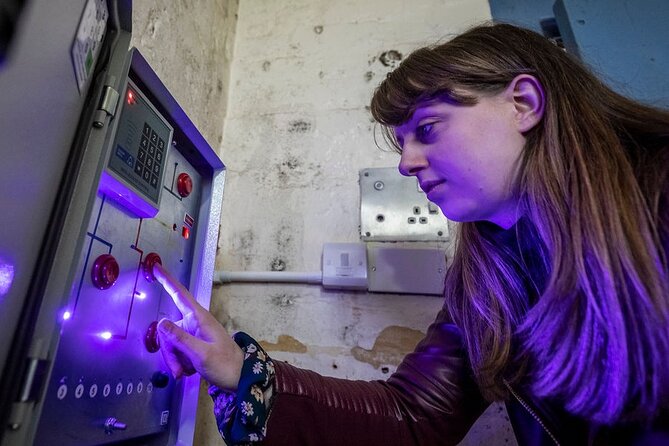 Shepton Mallet Prison Escape Room - The Hole - Family and Group Suitability