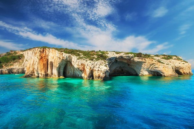 Shipwreck and Blue Caves- 8m Private Boat Tour (up to 11pax) - Logistics and Booking Details