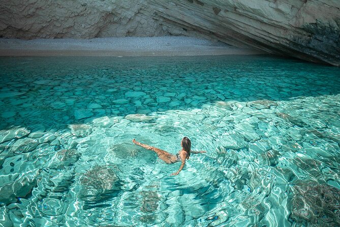 Shipwreck and Blue Caves - Private Speedboat Tour (up to 6 pax) - The Skipper’s Expertise: Friendly and Knowledgeable Guides