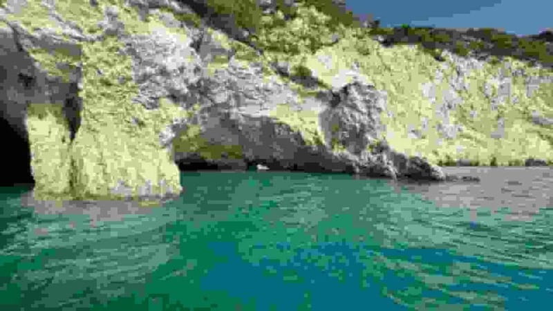 Shipwreck cruise, Blue Caves cruise, Xigia Beach, 3 stops - Discover the Highlights of the Western Greece Shipwreck and Blue Caves Tour