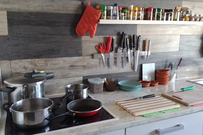 Shopping, cooking and eating together at my home in Porto - Porto’s Culinary Journey Begins at a Central Meeting Point