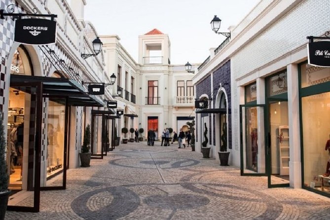 Shopping day at the largest tax free Outlet in Europe - Discover the Largest Tax-Free Outlet in Europe from Lisbon