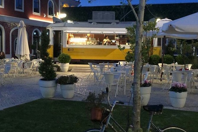 Shopping day at the largest tax free Outlet in Europe - The Experience Provider and Service Quality