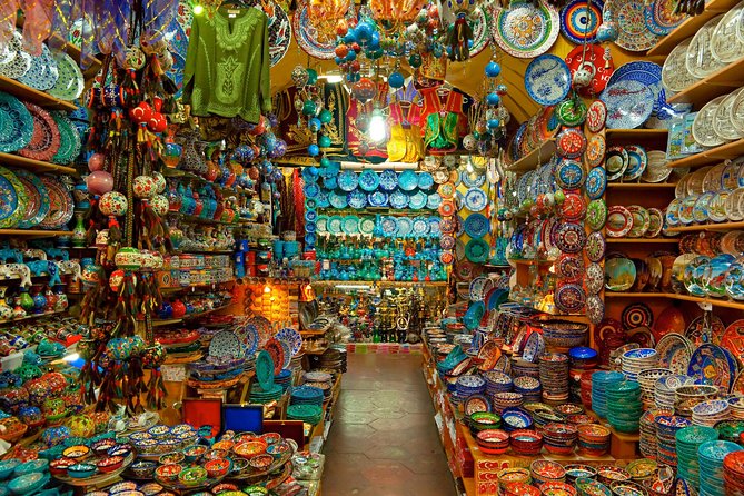 Shopping in Grand Bazaar - Meet Your Guide Near Çemberlita Tram Station