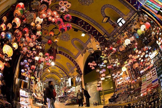 Shopping in Grand Bazaar - The End of the Tour and Freedom to Explore