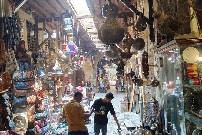 Shopping Tour in Cairo - Shopping for Egyptian Cotton at Flowers Cotton