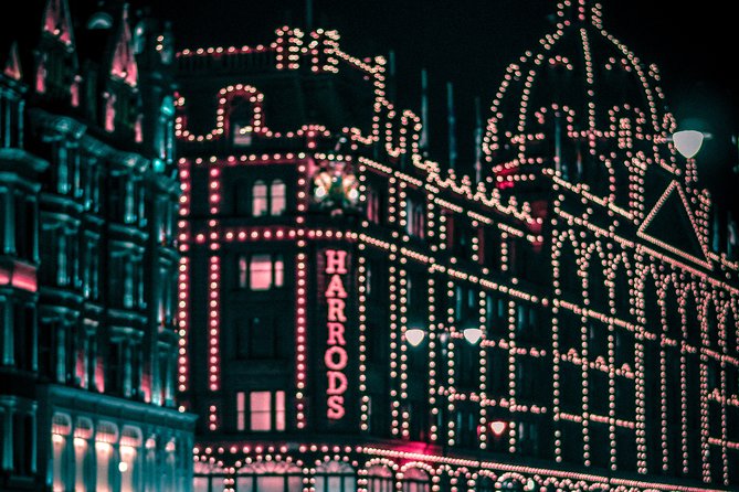 Shopping Tour in London: Exclusive and Private - Exploring House of Fraser for Classic British Shopping