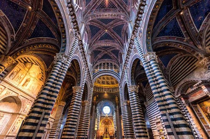 Shore excursion from Florence to San Gimignano and Siena - Convenient Amenities: Bottled Water and WiFi