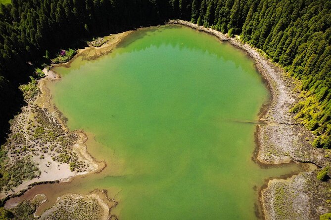 Shore Excursions to the volcano and crater of Lagoa das Sete Cidades - Discovering the Iconic Lagoa das Sete Cidades