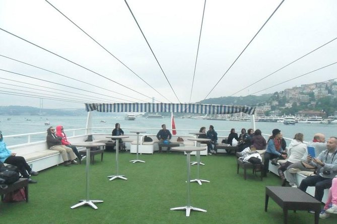 Short Guided Bosphorus and Golden Horn Boat Tour - Convenient Pickup and Drop-off from Central Istanbul