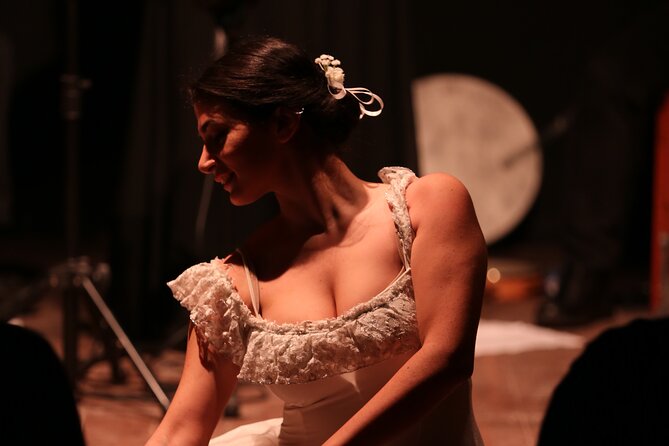 Show Songs Music and Neapolitan Dances with Tasting - The Venue: From Finding It to Expectation