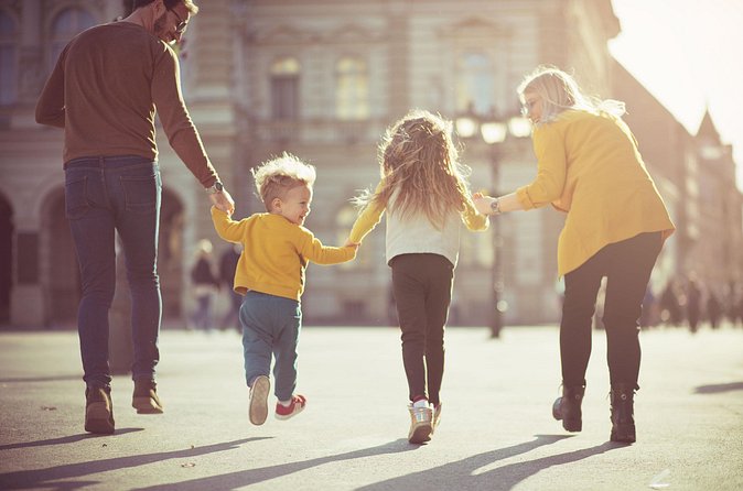 Shreveport Scavenger Hunt: Lets Roam Art, Music & River Jams! - Physical Requirements and Accessibility