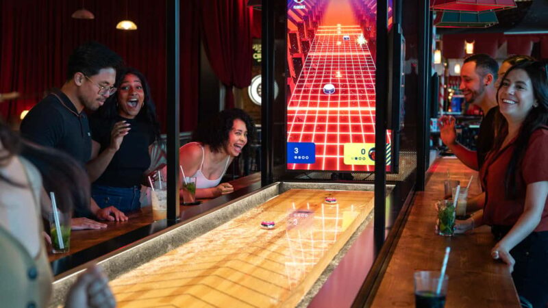 Shuffleboard 2.0 in Bordeaux - Discover the Excitement of Shuffleboard 2.0 in Bordeaux
