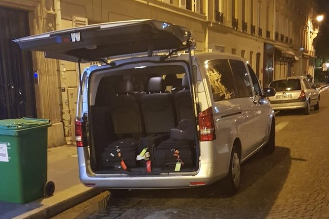 Shuttle Departure from Paris Hotel/Apartment to the Airport - Cost-Effectiveness and Value for Money