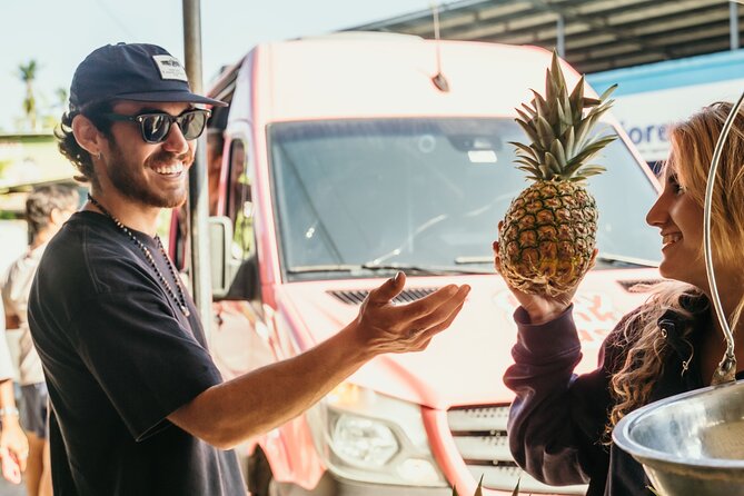 Shuttle from La Fortuna to San Jose - The Driver’s Role and Travel Pacing