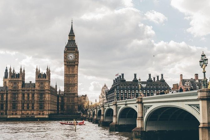 Shuttle Service Southampton Cruise Terminals to Heathrow Airport and London - Timing and Punctuality: Managing Expectations