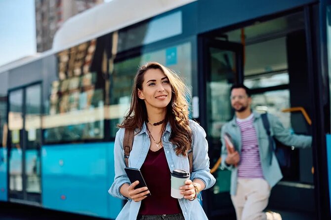 Shuttle Service to/from Universal Orlando Studios - Booking and Confirmation Process