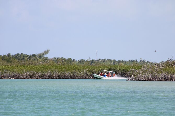 Sian Ka'an Classic - Guides Who Make the Difference in Your Sian Kan Experience