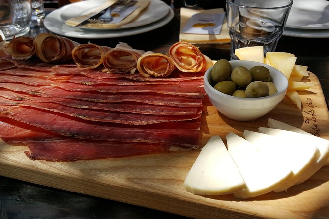 Sibenik Private Combined Food & Drink and Historical Tour - Visiting the Medieval Market and Mediterranean Garden