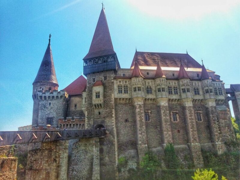Sibiu: Alba Iulia and Corvin Castle Guided Tour - Starting in Sibiu: Scenic Drive to Corvin Castle
