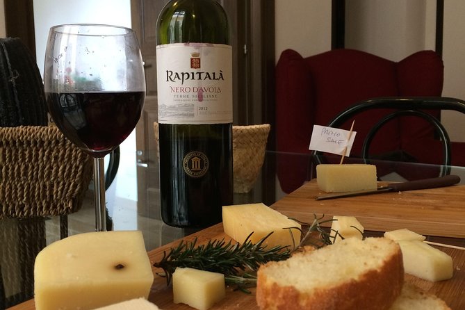 Sicilian Wines and cheeses Tasting in Palermo - The Role of the Historic 17th-Century Venue