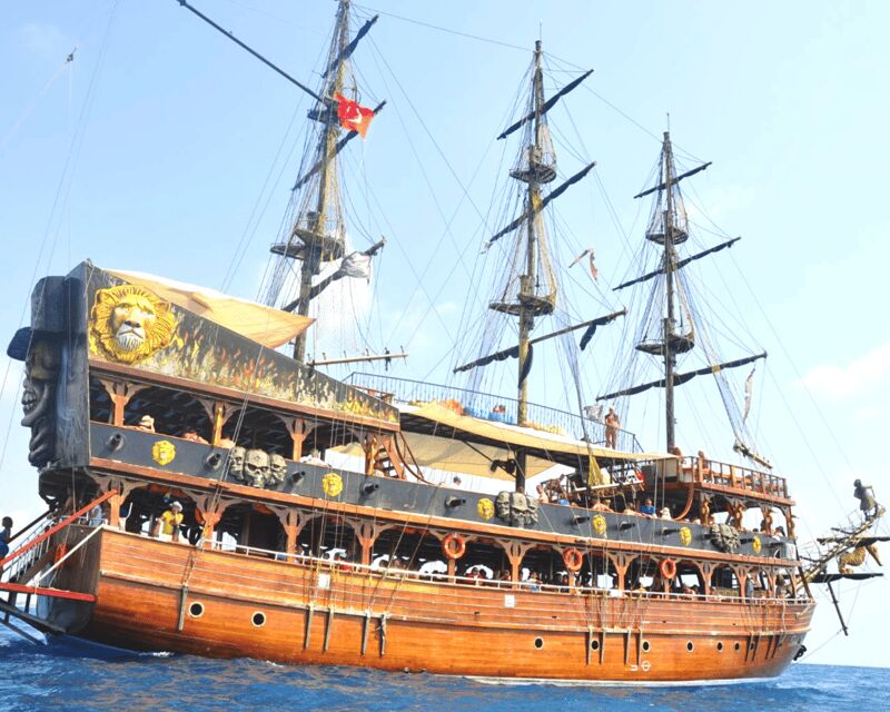 Side: Full-Day Boat Tour with Swimming, Lunch & Foam Party - Entertainment, Music, and the Foam Party