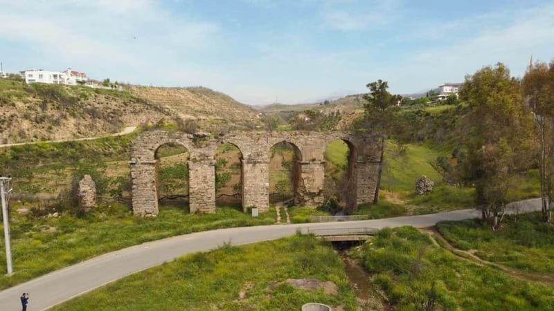 Side/Manavgat: Green Canyon, Manavgat Falls, and Zoo Tour - Lunch at the Green Lake with Scenic Views