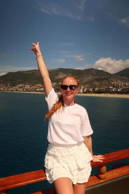 Side to Alanya Boat Tour with Soft Drinks & Cleopatra View - Frequently Asked Questions