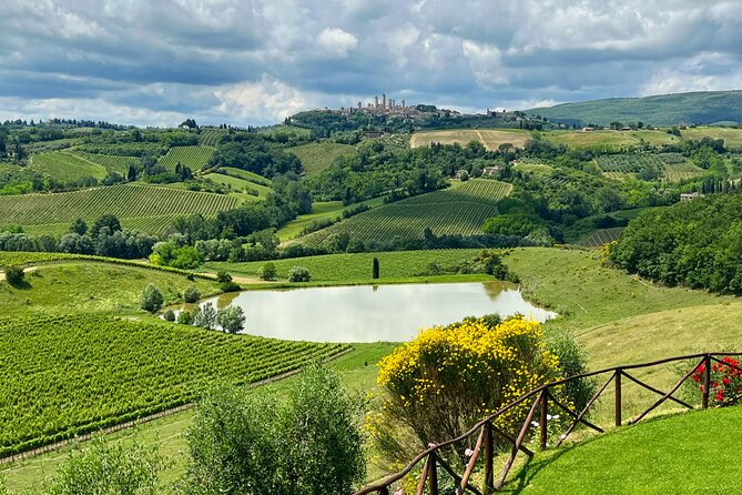 Siena and San Gimignano Tour by van from Lucca or Pisa - Authentic Tuscan Lunch with Regional Specialties