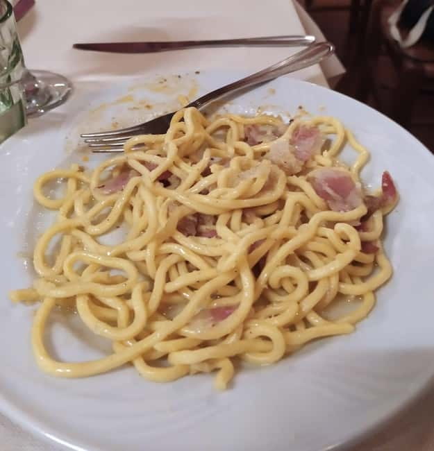 Siena: Guided Walking Food Tour with Full Meal - The Full Meal and Dessert Finale