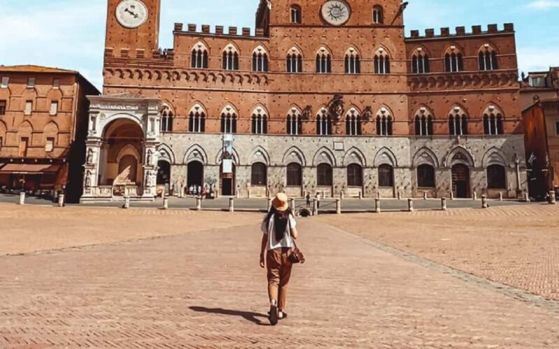 Siena: Interactive Walking Riddle Hunt Tour - Key Points