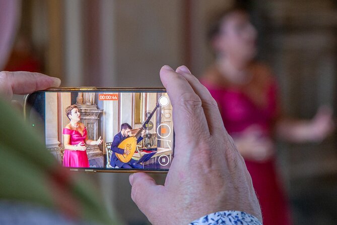 Siena: Intimate Opera Concert & Tour in Piazza del Campo - Accessibility and Suitability